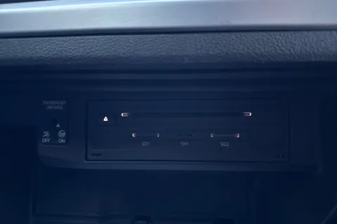 PX22NTJ Audi Q2 Black Edition 35 TFSI  150 PS S tronic Thumbnail #60