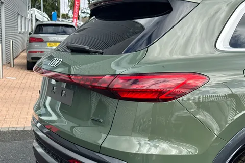 PX75KKZ Audi Q5 SUV S line TDI quattro 204 PS S tronic Thumbnail #7