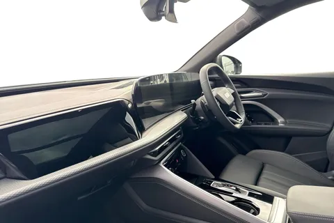 PX75KKZ Audi Q5 SUV S line TDI quattro 204 PS S tronic Thumbnail #14