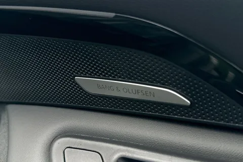 PX75KKZ Audi Q5 SUV S line TDI quattro 204 PS S tronic Thumbnail #45