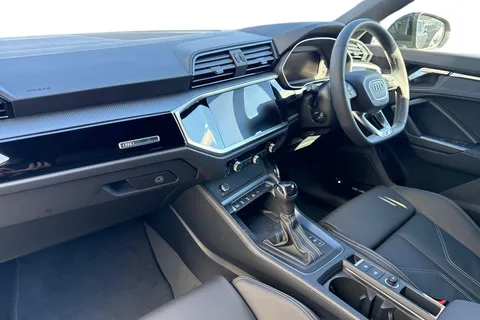 PX75KKV Audi Q3 Black Edition 35 TDI  150 PS S tronic Thumbnail #15