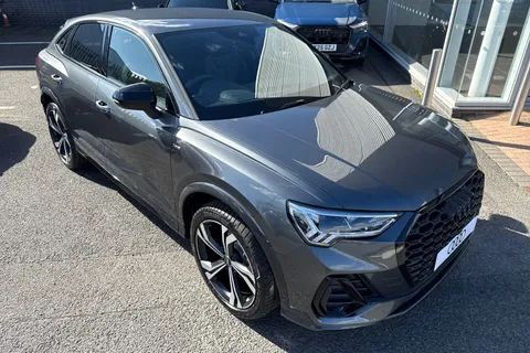 PX75KKV Audi Q3 Black Edition 35 TDI  150 PS S tronic Thumbnail #35