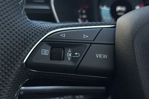 PX75KKV Audi Q3 Black Edition 35 TDI  150 PS S tronic Thumbnail #38