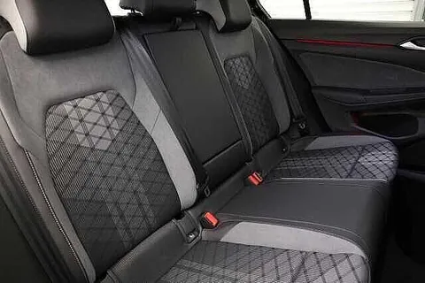 DE21EPF Volkswagen Golf 1.5 TSI R-Line 5dr Thumbnail #10