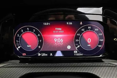 DE21EPF Volkswagen Golf 1.5 TSI R-Line 5dr Thumbnail #12