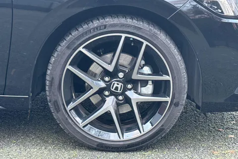 MV25DOH Honda Civic 2.0 eHEV Advance 5dr CVT Thumbnail #10