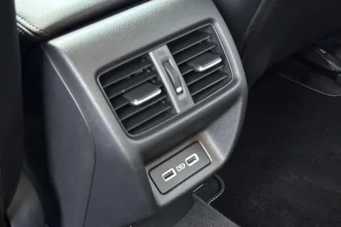 MV25DOH Honda Civic 2.0 eHEV Advance 5dr CVT Thumbnail #33