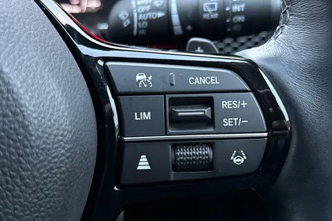 MV25DOH Honda Civic 2.0 eHEV Advance 5dr CVT Thumbnail #38