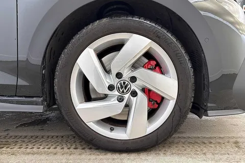 KW25ZTM Volkswagen Golf 1.5 TSI 272 GTE eHybrid 5dr DSG Thumbnail #5