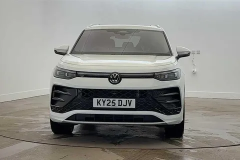 KY25DJV Volkswagen Tayron 1.5 TSI eHybrid R-Line 5dr DSG6 Thumbnail #7