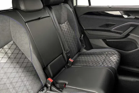 KY25DJV Volkswagen Tayron 1.5 TSI eHybrid R-Line 5dr DSG6 Thumbnail #9