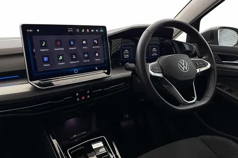 KW25EGY Volkswagen Golf 1.5 TSI 204 Style eHybrid 5dr DSG Thumbnail #2