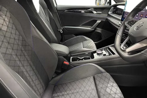 KY25DJV Volkswagen Tayron 1.5 TSI eHybrid R-Line 5dr DSG6 Thumbnail #10