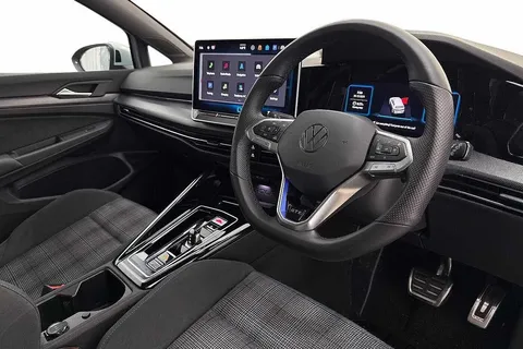 KW25XJM Volkswagen Golf 1.5 TSI 272 GTE eHybrid 5dr DSG Thumbnail #6
