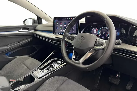 KW25EGY Volkswagen Golf 1.5 TSI 204 Style eHybrid 5dr DSG Thumbnail #6