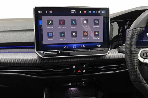 KN75FZK Volkswagen Golf 2.0 TSI 265 GTI 5dr DSG Thumbnail #12