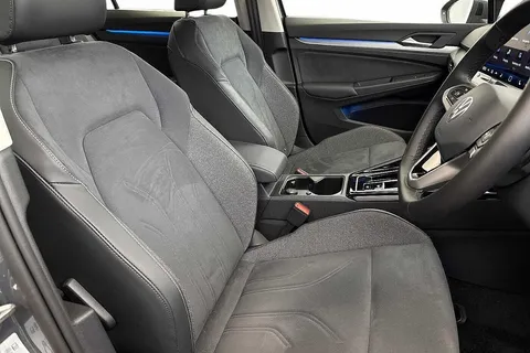 KW25EGY Volkswagen Golf 1.5 TSI 204 Style eHybrid 5dr DSG Thumbnail #10