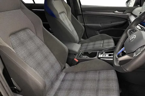 KR25MRO Volkswagen Golf 1.5 TSI 272 GTE eHybrid 5dr DSG Thumbnail #10