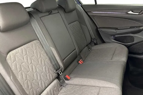 GD24OUC Volkswagen Golf 1.5 TSI Match 5dr Thumbnail #9