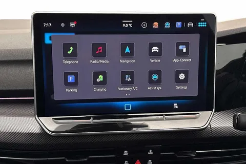 KR25MRO Volkswagen Golf 1.5 TSI 272 GTE eHybrid 5dr DSG Thumbnail #12