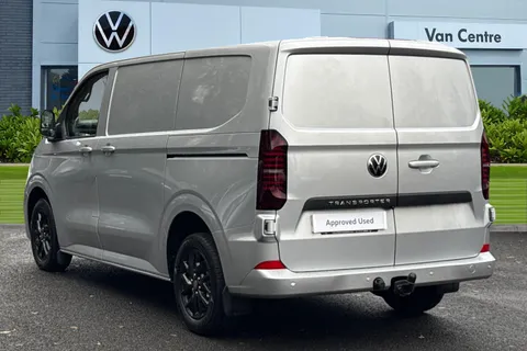 CX75HYH Volkswagen Transporter 2.0 TDI 170 Commerce Pro Van Auto Thumbnail #2