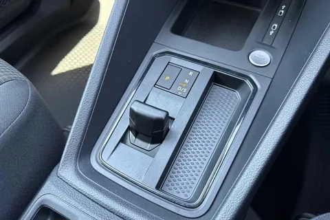 PJ25LMM Volkswagen Caddy C20 Commerce Pro Td C20 Cargo Commerce Pro SWB 122 PS 2.0 TDI 7sp DSG Thumbnail #20