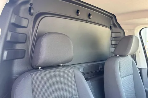 PJ25LMM Volkswagen Caddy C20 Commerce Pro Td C20 Cargo Commerce Pro SWB 122 PS 2.0 TDI 7sp DSG Thumbnail #21