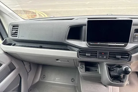 PN74SLU Volkswagen Crafter 2.0 TDI 140PS Commerce High Roof Van Thumbnail #15