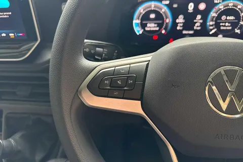 PN74SLU Volkswagen Crafter 2.0 TDI 140PS Commerce High Roof Van Thumbnail #25