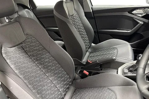 KR75FHG Audi A1 Sport 30 TFSI  116 PS S tronic Thumbnail #10