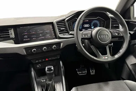 DF74JFY Audi A1 S line 30 TFSI  116 PS S tronic Thumbnail #8