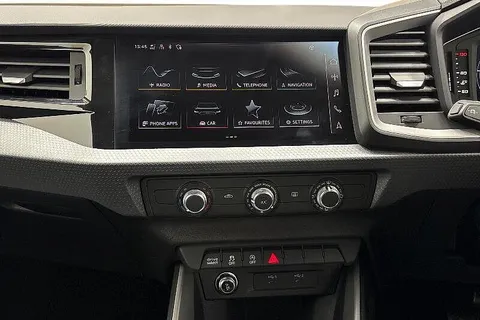 KR75FHG Audi A1 Sport 30 TFSI  116 PS S tronic Thumbnail #12