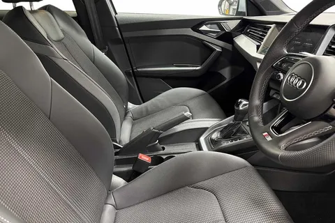 DF74JFY Audi A1 S line 30 TFSI  116 PS S tronic Thumbnail #10