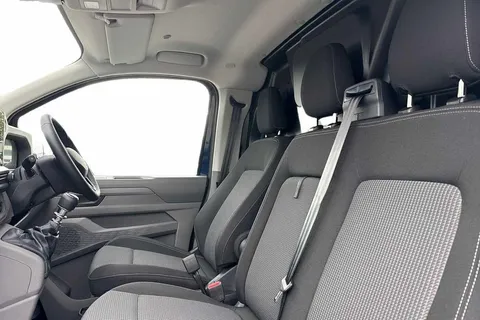 DC75FWB Volkswagen Transporter T28 Panel Van Commerce Pro SWB 110 PS 2.0 TDI 6sp Manual -  Delivery Miles Thumbnail #11