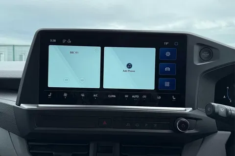 DC75FWB Volkswagen Transporter T28 Panel Van Commerce Pro SWB 110 PS 2.0 TDI 6sp Manual -  Delivery Miles Thumbnail #12