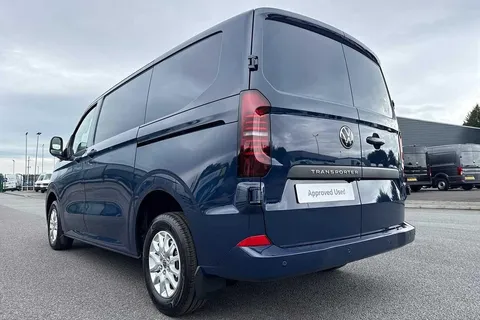 DC75FWB Volkswagen Transporter T28 Panel Van Commerce Pro SWB 110 PS 2.0 TDI 6sp Manual -  Delivery Miles Thumbnail #16