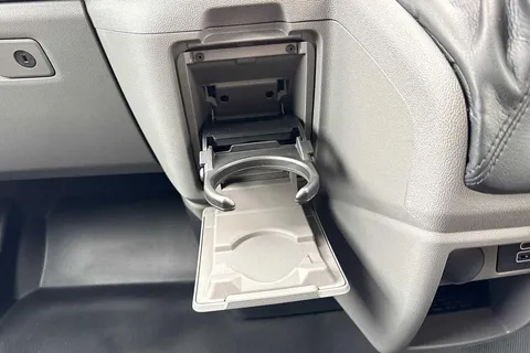 DC75FWB Volkswagen Transporter T28 Panel Van Commerce Pro SWB 110 PS 2.0 TDI 6sp Manual -  Delivery Miles Thumbnail #40