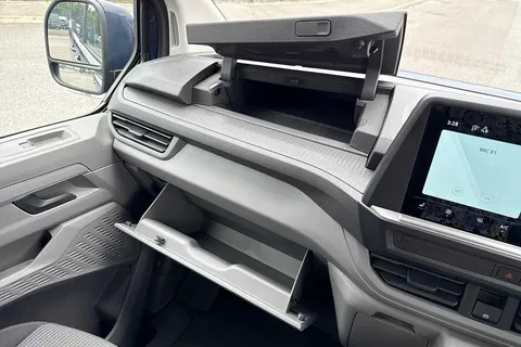 DC75FWB Volkswagen Transporter T28 Panel Van Commerce Pro SWB 110 PS 2.0 TDI 6sp Manual -  Delivery Miles Thumbnail #45