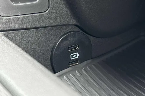 DC75FWB Volkswagen Transporter T28 Panel Van Commerce Pro SWB 110 PS 2.0 TDI 6sp Manual -  Delivery Miles Thumbnail #46