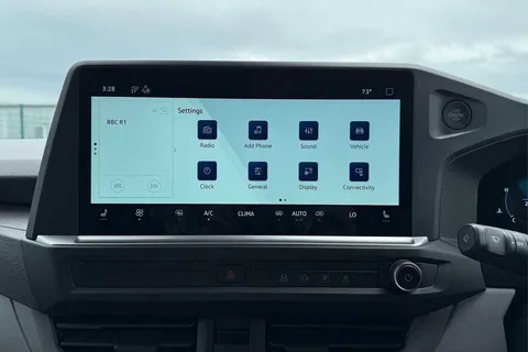 DC75FWB Volkswagen Transporter T28 Panel Van Commerce Pro SWB 110 PS 2.0 TDI 6sp Manual -  Delivery Miles Thumbnail #48