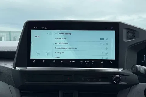 DC75FWB Volkswagen Transporter T28 Panel Van Commerce Pro SWB 110 PS 2.0 TDI 6sp Manual -  Delivery Miles Thumbnail #52