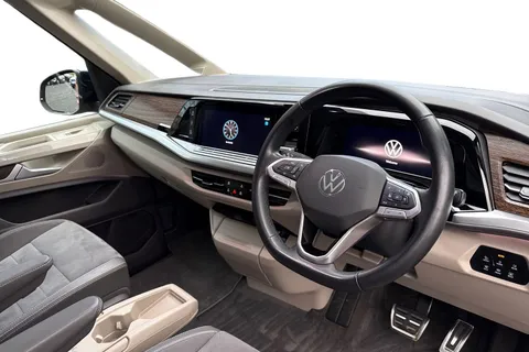 PL72WHR Volkswagen Multivan 1.4 TSI eHybrid Style 5dr DSG Thumbnail #13