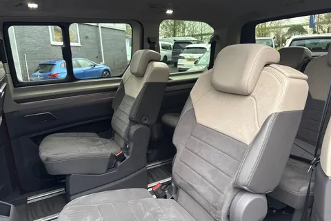 PL72WHR Volkswagen Multivan 1.4 TSI eHybrid Style 5dr DSG Thumbnail #18