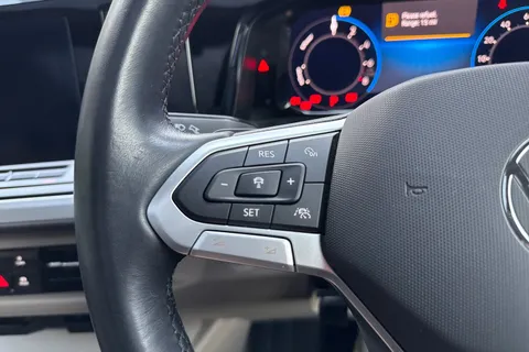 PL72WHR Volkswagen Multivan 1.4 TSI eHybrid Style 5dr DSG Thumbnail #36