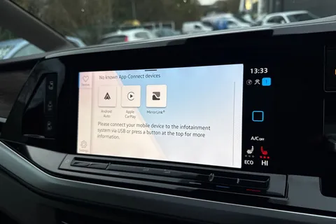 PL72WHR Volkswagen Multivan 1.4 TSI eHybrid Style 5dr DSG Thumbnail #40