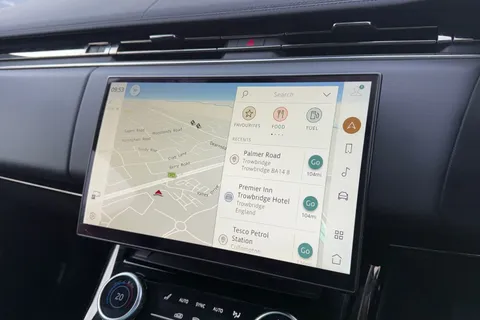 12 of 38 for Land Rover Range Rover Sport 3.0 D300 Dynamic SE 5dr