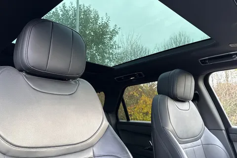 22 of 38 for Land Rover Range Rover Sport 3.0 D300 Dynamic SE 5dr