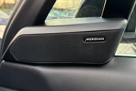 25 of 38 for Land Rover Range Rover Sport 3.0 D300 Dynamic SE 5dr