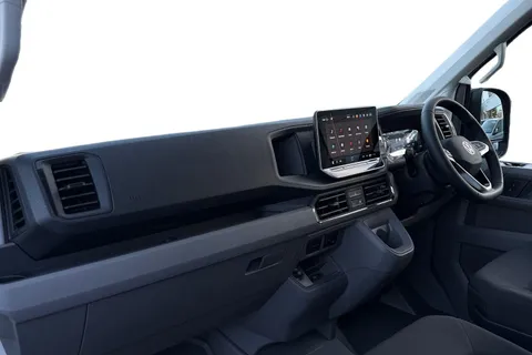 BT75EKG Volkswagen Crafter 2.0 TDI 140PS Commerce Plus High Roof Auto-Twin Slider Thumbnail #15