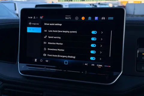 BT75EKG Volkswagen Crafter 2.0 TDI 140PS Commerce Plus High Roof Auto-Twin Slider Thumbnail #54